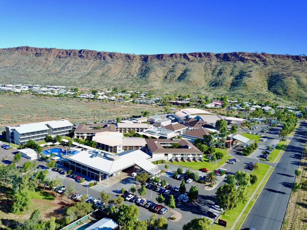 Lasseters Hotel Casino: A Gem in Alice Springs